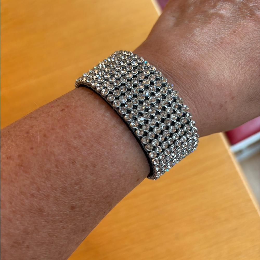 NIB Jennifer Lopez Statement Rhinestone Bracelet